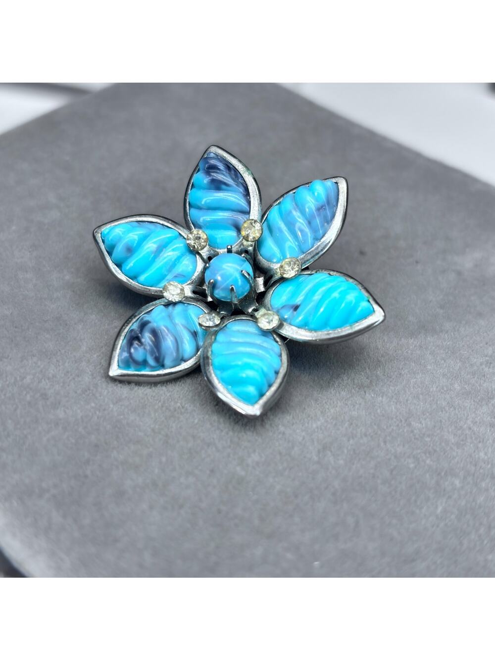 Vintage Turquoise Blue Art Glass Flower Brooch Rhinestone Silver Tone Pin
